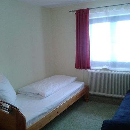 Gaestehaus Hosp Reutte Room photo